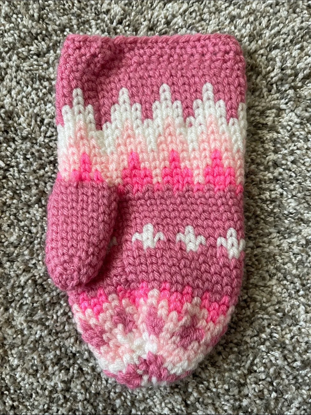 Pink Patterned Mittens - Cozy Knit Gloves Barbie x Bernie